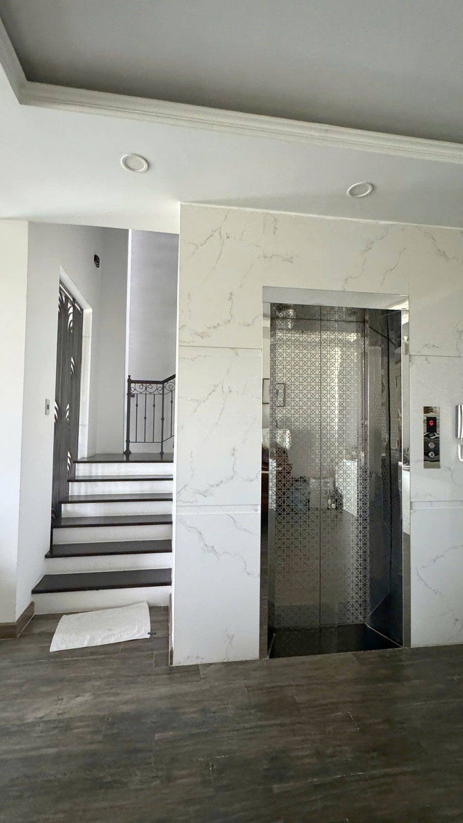 Bán Biệt Thự Đường Số 2 Sadeco Ven Sông Đối Diện RMIT